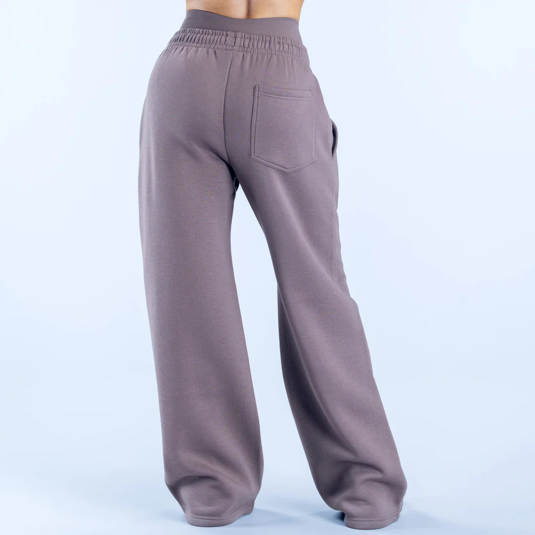 Signature Wide Leg Jogger