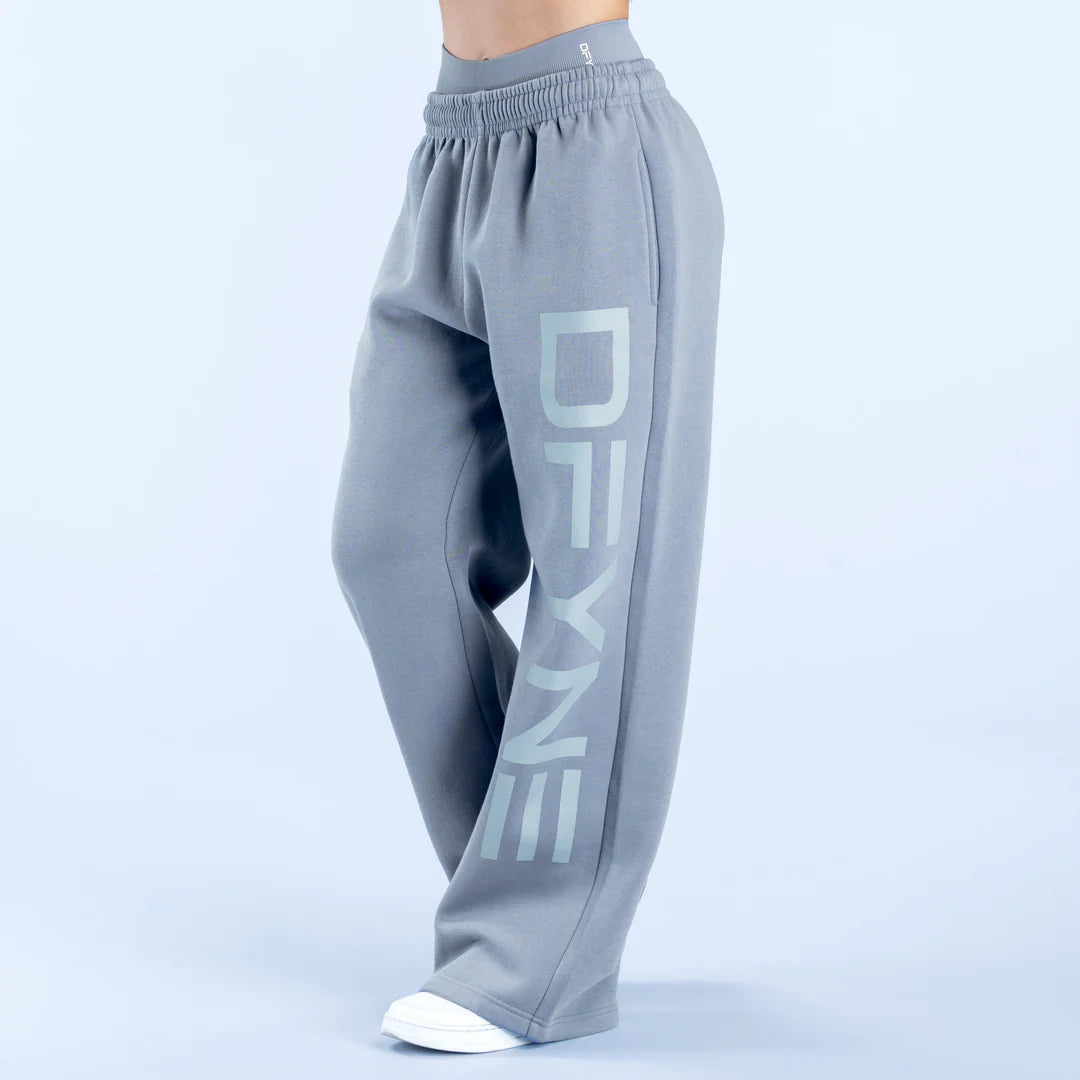 Signature Wide Leg Jogger
