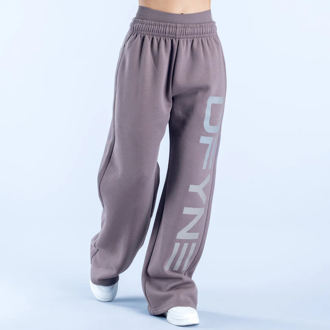 Signature Wide Leg Jogger